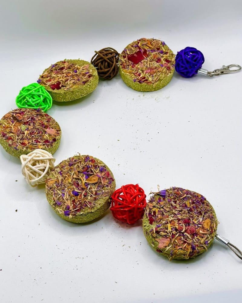 Timothy Hay Floral Round Cakes and Rattan Balls Hanging Chew Toy Treat For Rabbit, Hamsters, Guinea Pigs, Chinchillas & Small Rodents