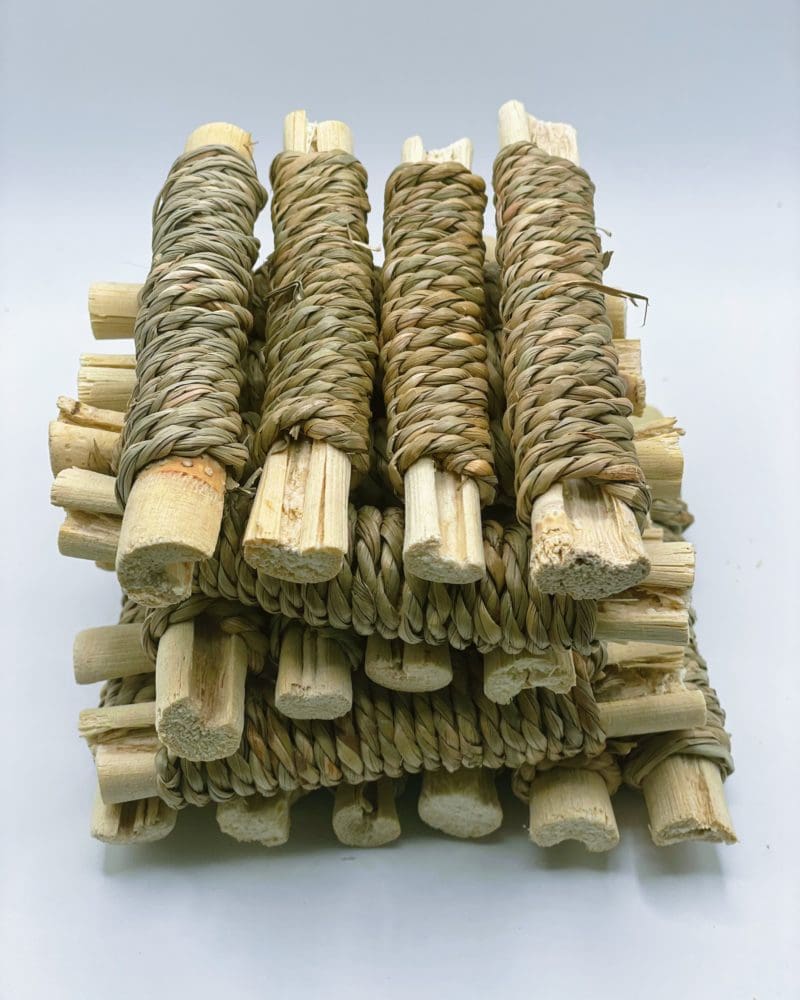 Woven Natural Seagrass Dried Bamboo Chew Toy Treat For Rabbits, Hamsters, Guinea Pigs, Chinchillas & Small Rodents