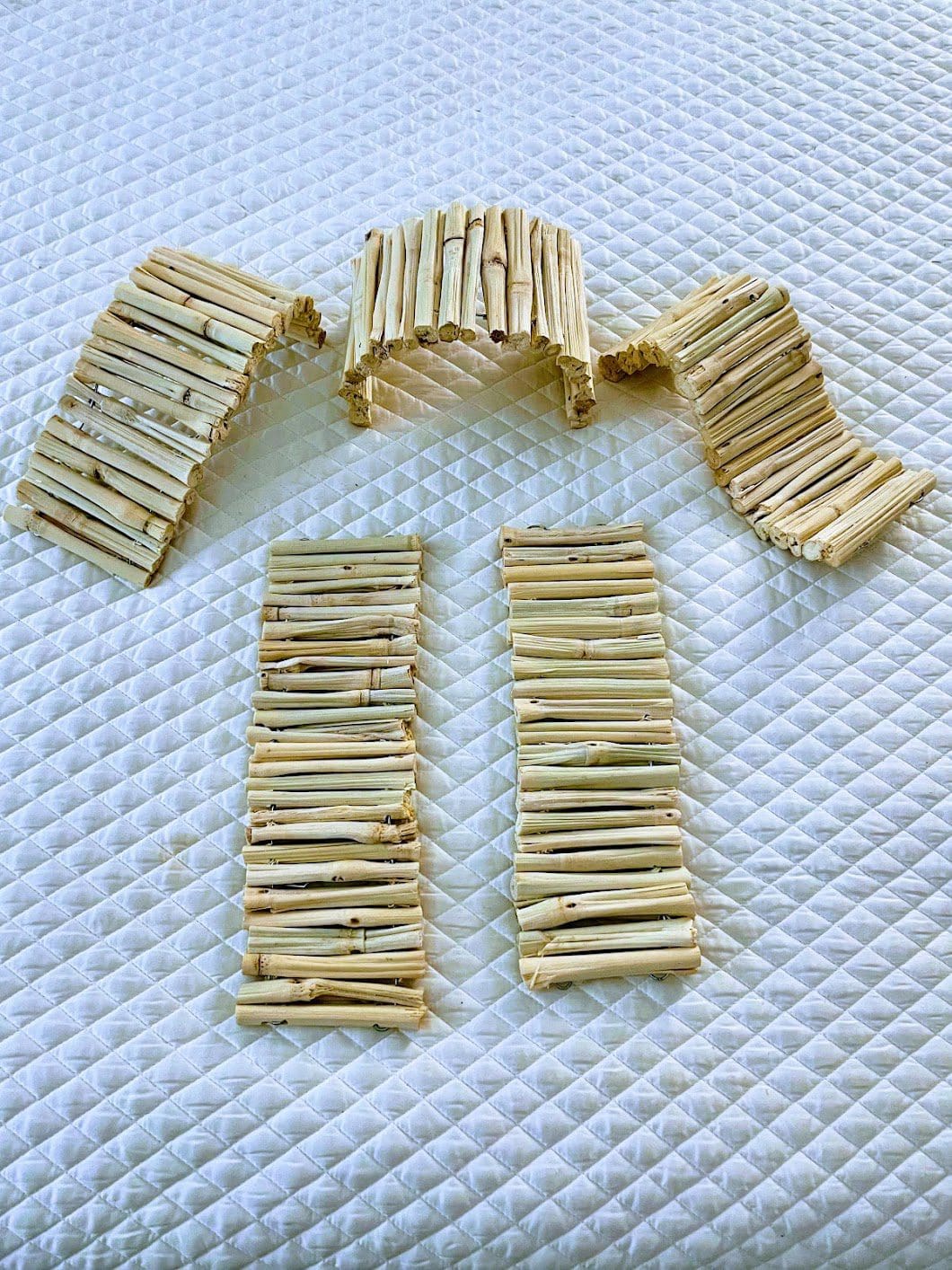 Sweet Dried Bamboo Bendable Bridge Treat and Chew Toy For Rabbits, Hamsters, Guinea Pigs, Chinchillas and Small Rodents