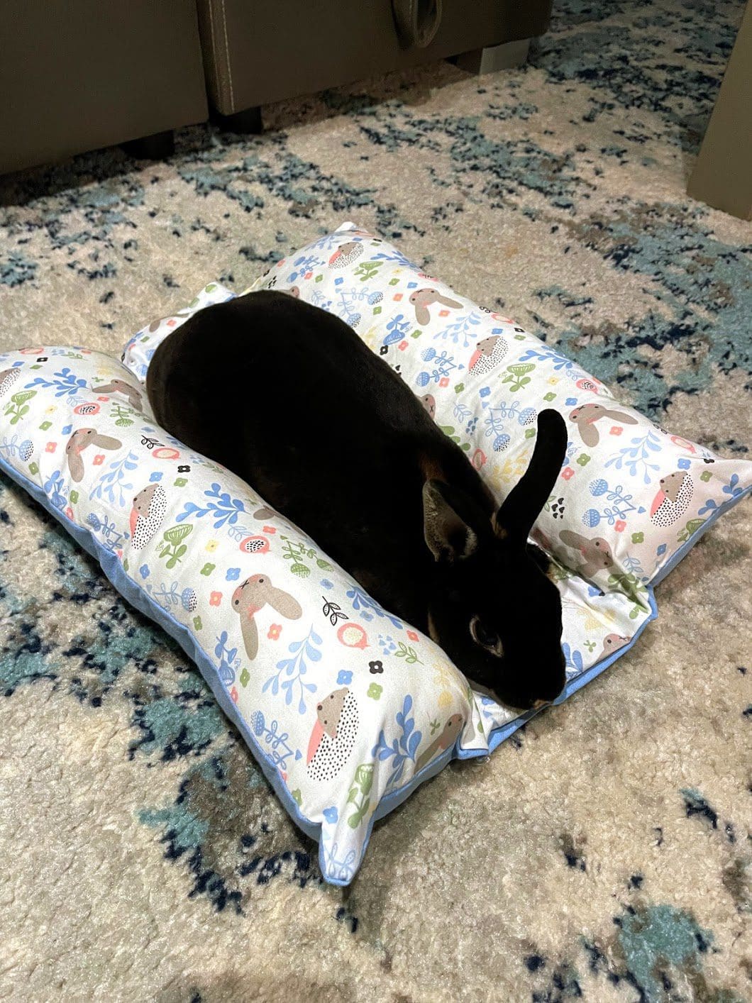 Bunny Flop Mat and Bed for Rabbits, Chinchillas, Guinea Pigs, Hamsters and other Small Animals